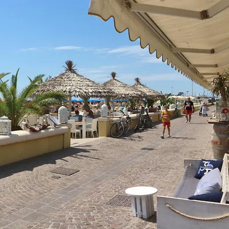 Patrizia アパート *